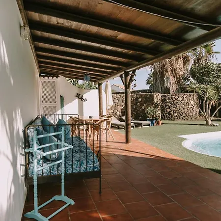 Casa Brujas * לאחארס