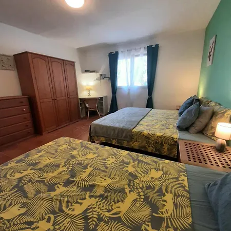 Casa Brujas 라하레스