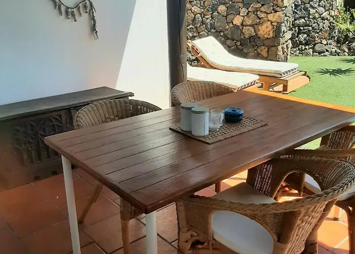 Casa Brujas Hébergement de vacances Lajares